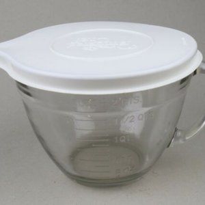 Pampered Chef Mixing Bowl